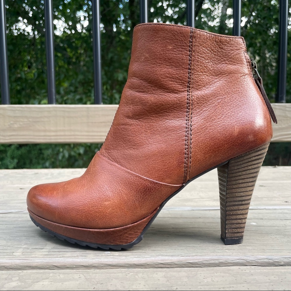 Paul Green Roxie cognac leather ankle boots - Picture 9 of 16